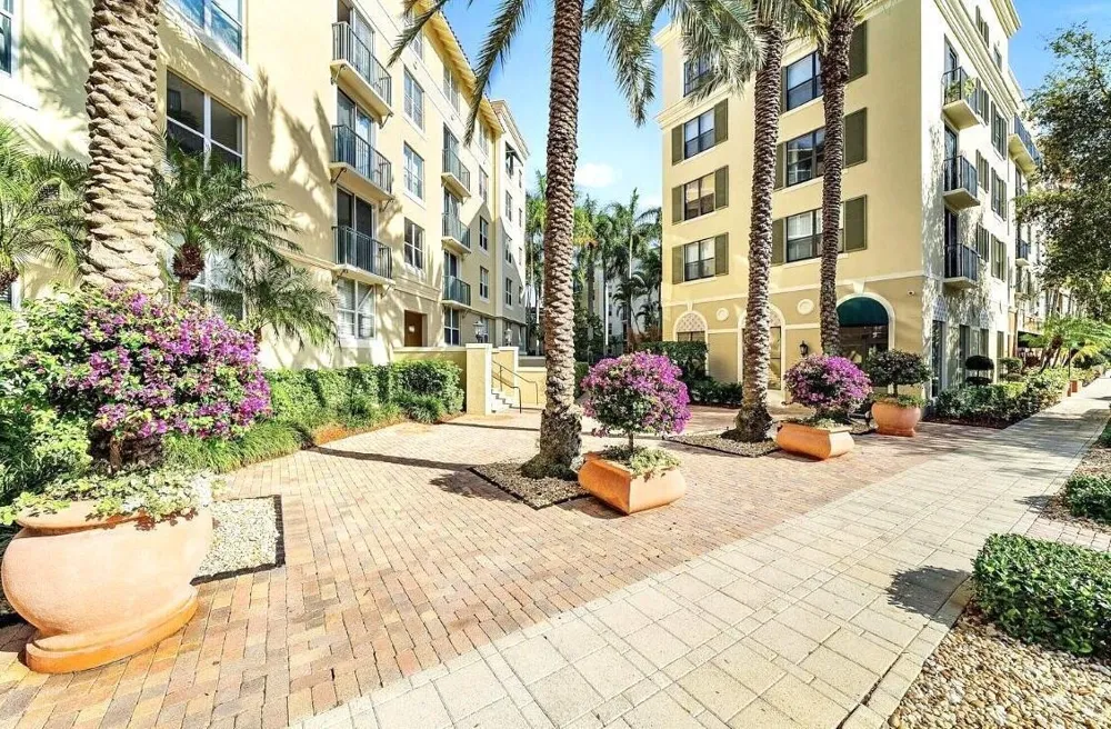 630 S SAPODILLA AVENUE #308 West Palm Beach, FL 33401