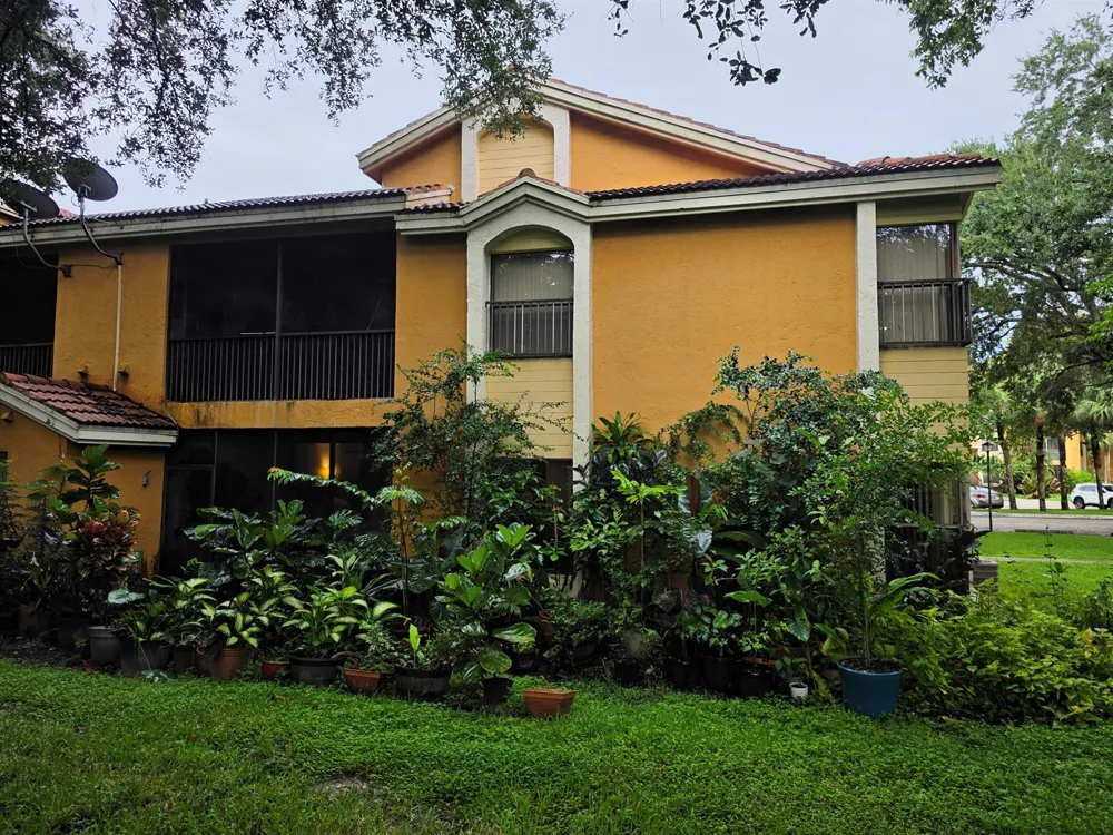 3852 Coral Tree Circle Coconut Creek, FL 33073