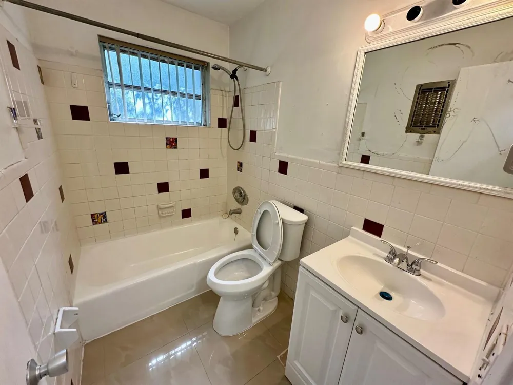 308 SE 12th Avenue Deerfield Beach, FL 33441