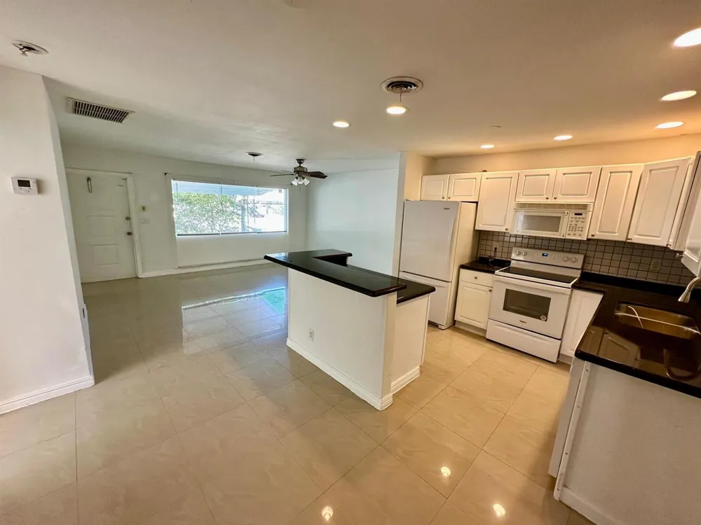 308 SE 12th Avenue Deerfield Beach, FL 33441
