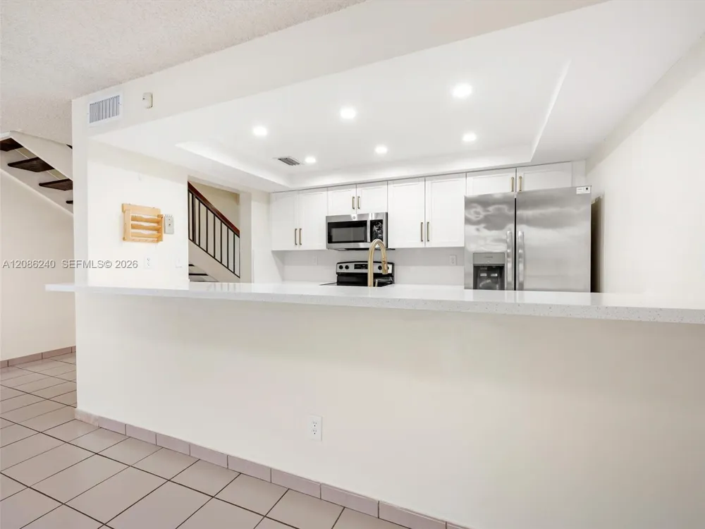 1424 SW 131st Place Cir E Miami, FL 33184