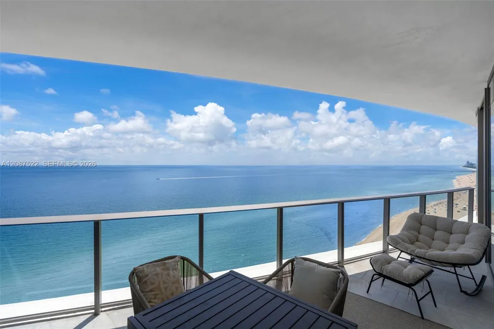 15701 Collins Ave #1703 Sunny Isles Beach, FL 33160