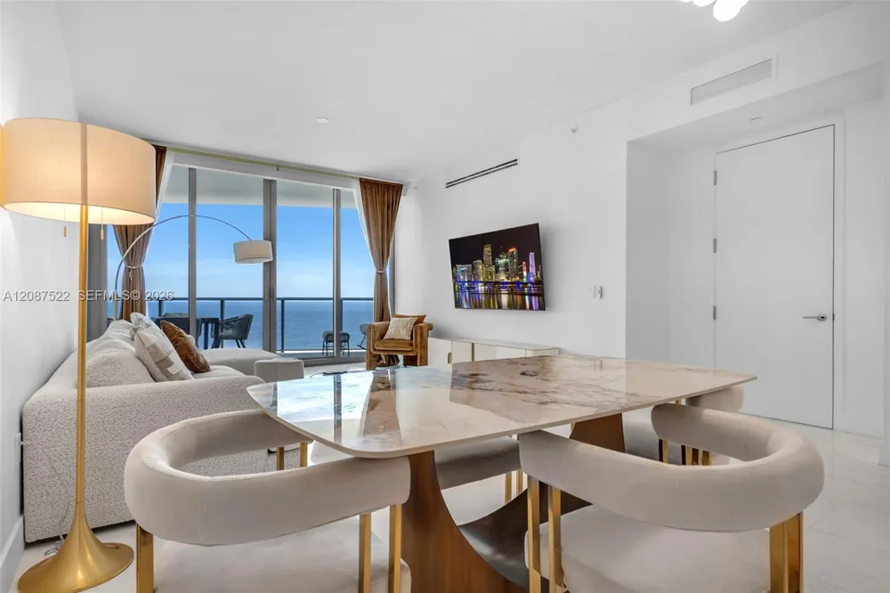 15701 Collins Ave #1703 Sunny Isles Beach, FL 33160