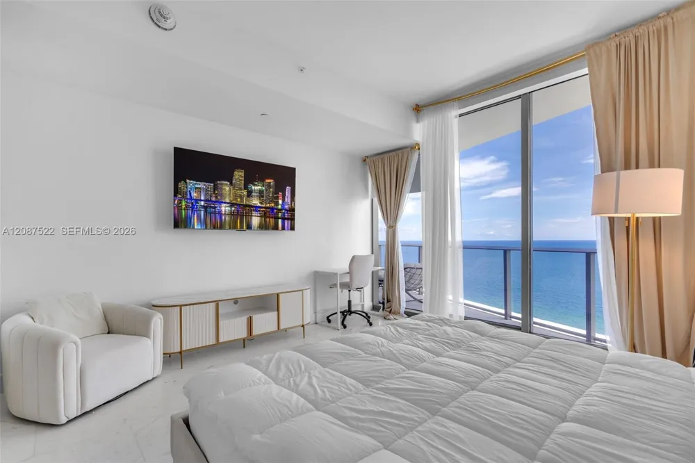 15701 Collins Ave #1703 Sunny Isles Beach, FL 33160