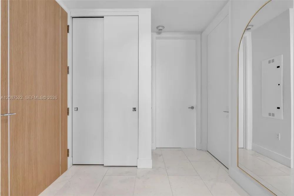 15701 Collins Ave #1703 Sunny Isles Beach, FL 33160