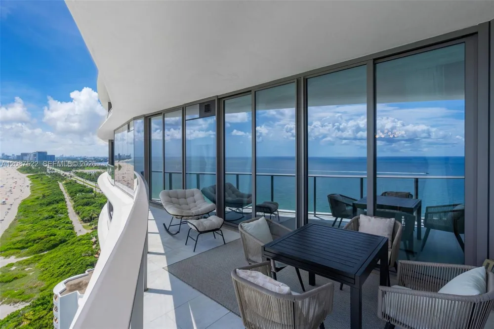 15701 Collins Ave #1703 Sunny Isles Beach, FL 33160
