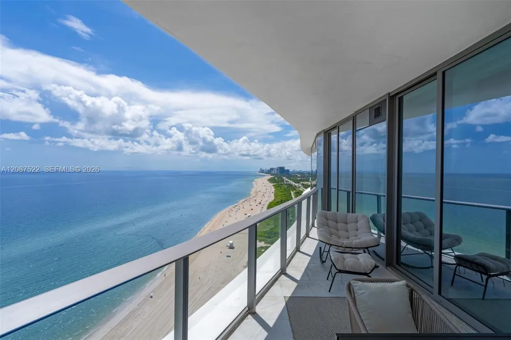15701 Collins Ave #1703 Sunny Isles Beach, FL 33160