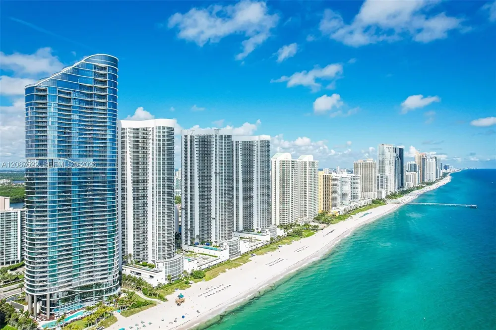 15701 Collins Ave #1703 Sunny Isles Beach, FL 33160