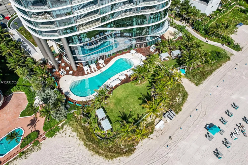 15701 Collins Ave #1703 Sunny Isles Beach, FL 33160