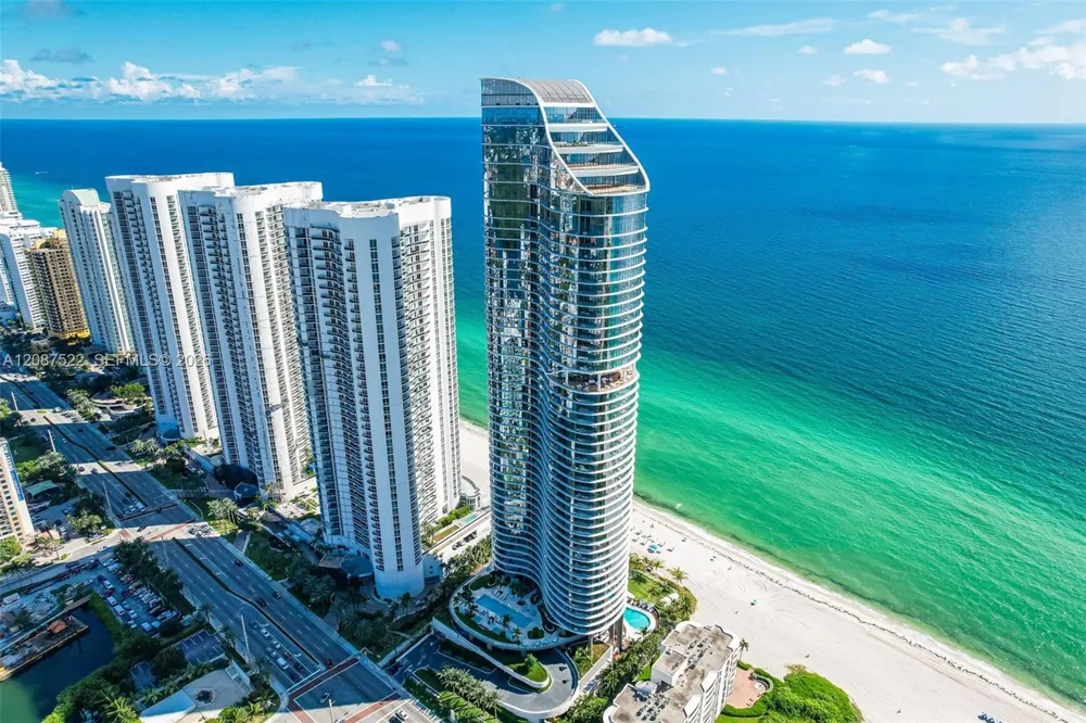 15701 Collins Ave #1703 Sunny Isles Beach, FL 33160