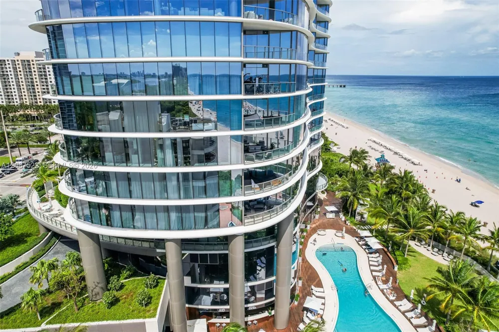 15701 Collins Ave #1703 Sunny Isles Beach, FL 33160