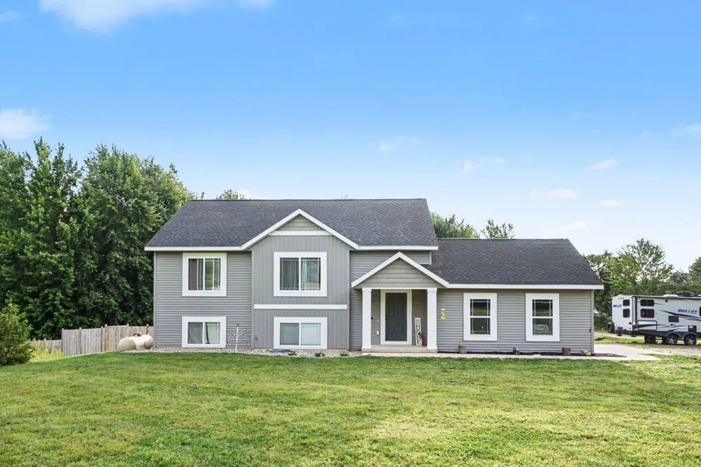 1495 110th Avenue Otsego, MI 49078