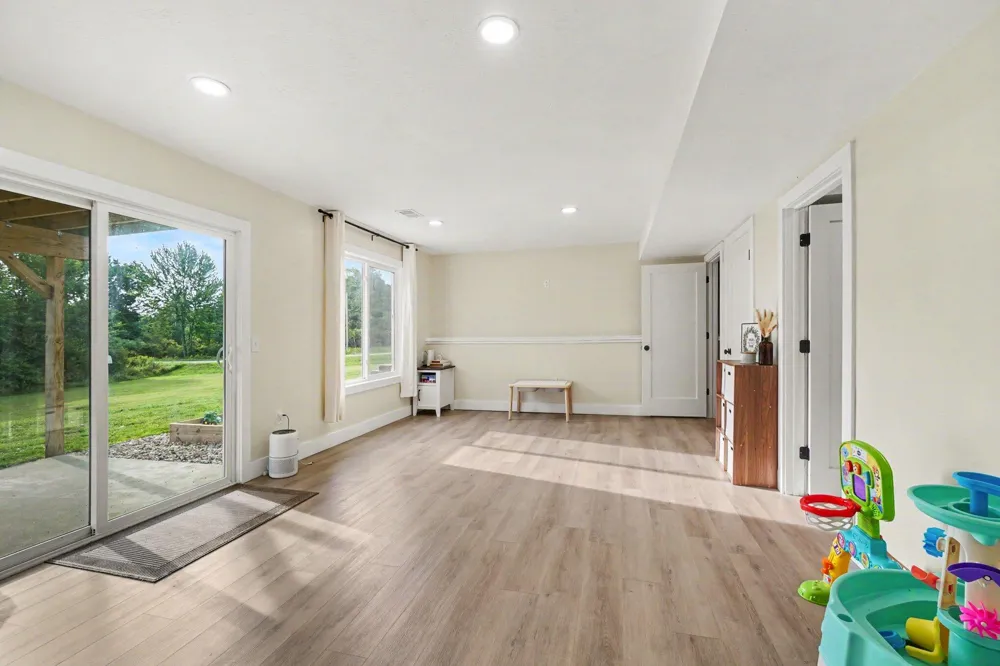 1495 110th Avenue Otsego, MI 49078