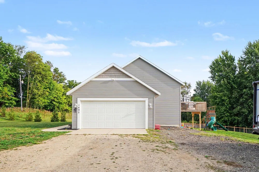 1495 110th Avenue Otsego, MI 49078