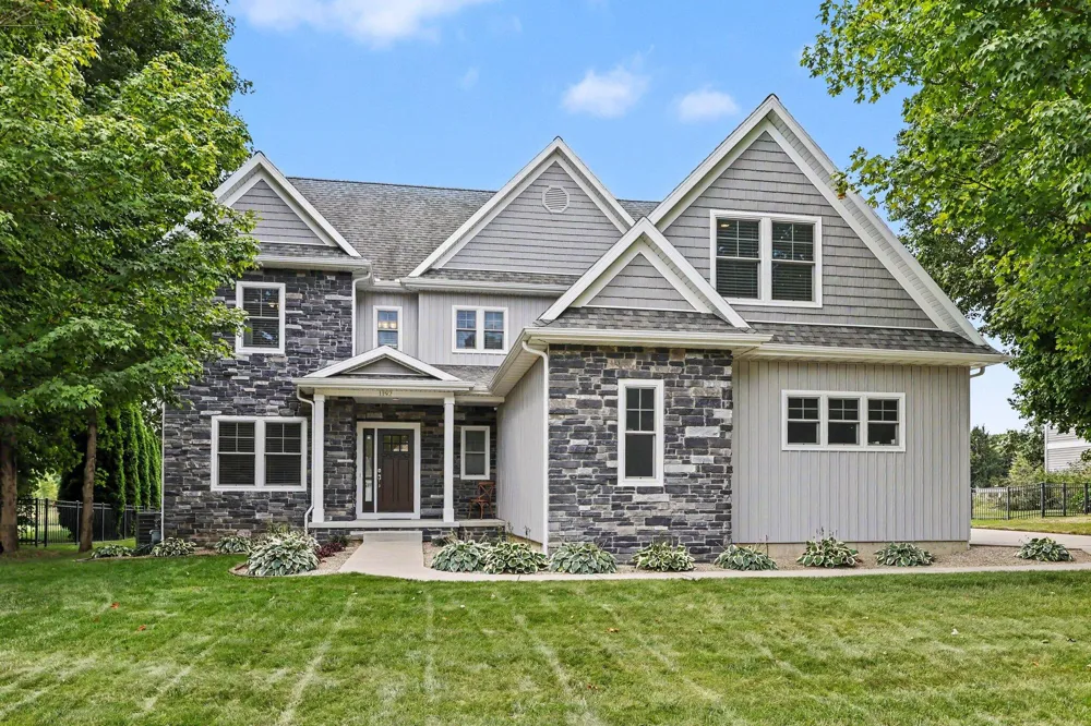 1192 Forest Brook Drive St. Joseph, MI 49085