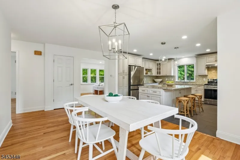 650 Ridgewood Rd Maplewood, NJ 07040