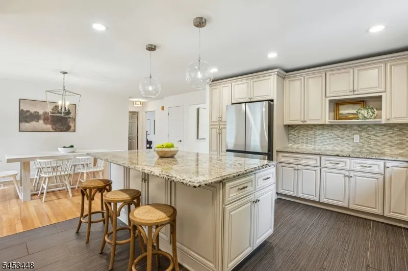 650 Ridgewood Rd Maplewood, NJ 07040