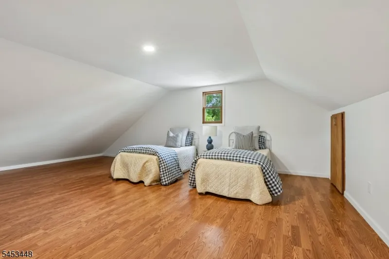 650 Ridgewood Rd Maplewood, NJ 07040
