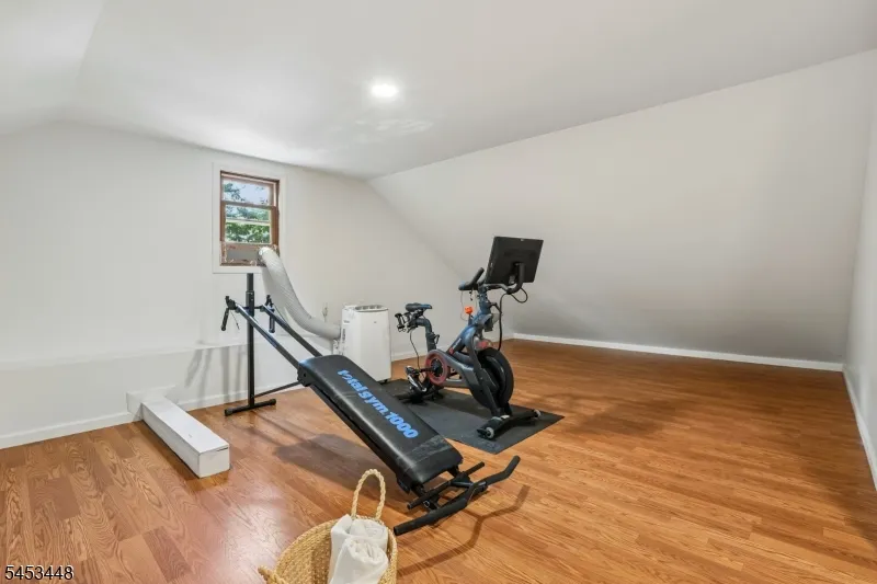 650 Ridgewood Rd Maplewood, NJ 07040