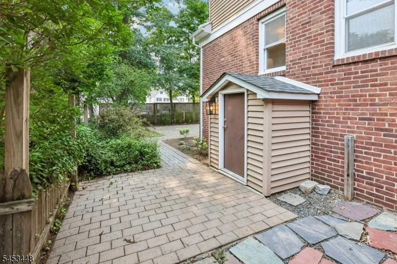 650 Ridgewood Rd Maplewood, NJ 07040