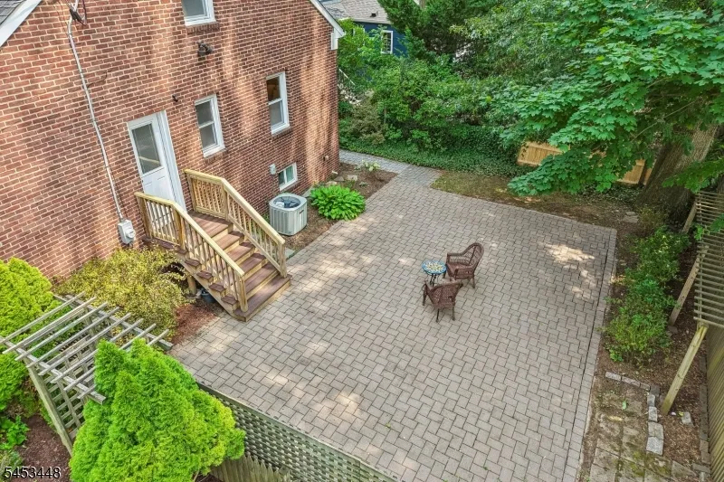 650 Ridgewood Rd Maplewood, NJ 07040