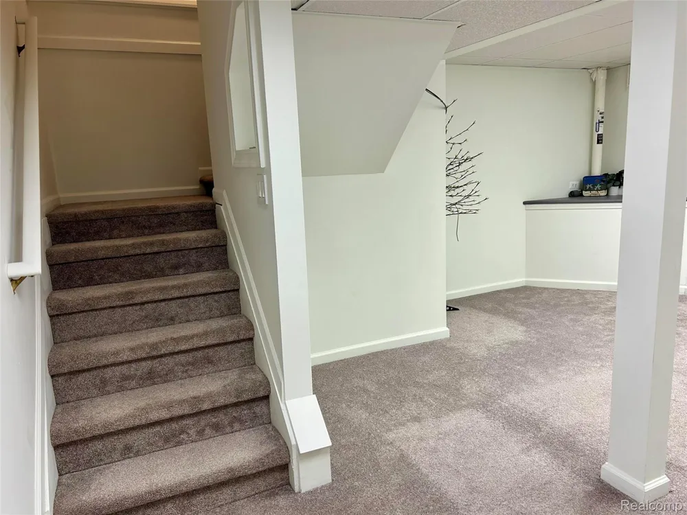 249 Wind Way Drive Walled Lake City, MI 48390