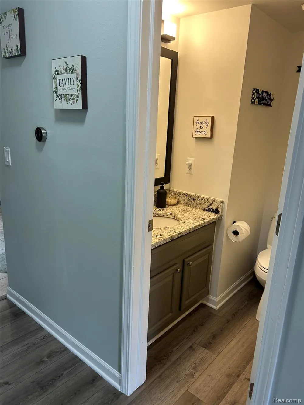 249 Wind Way Drive Walled Lake City, MI 48390