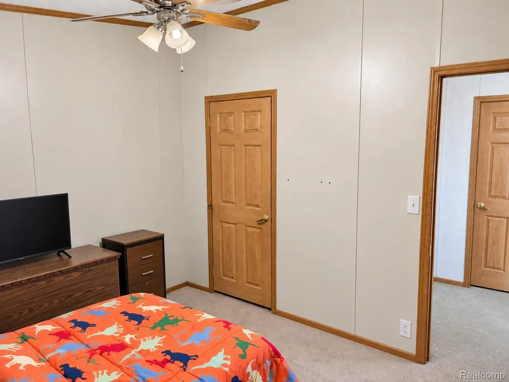 462 Ash Ridge Mason City, MI 48854