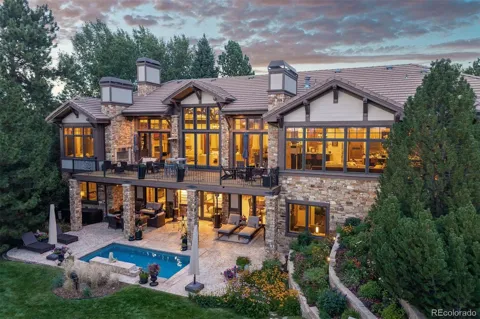 1060 Cypress Way