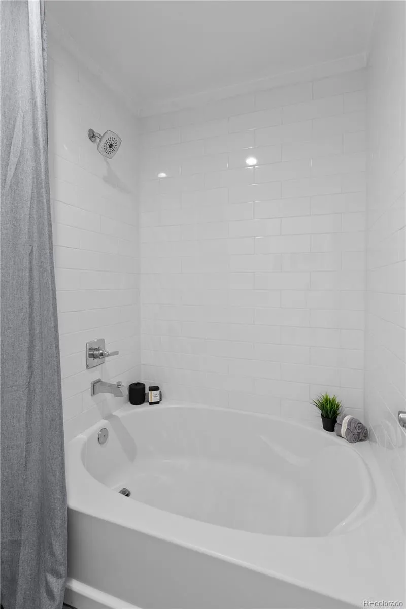 4385 S Balsam Street #8-201 Denver, CO 80123