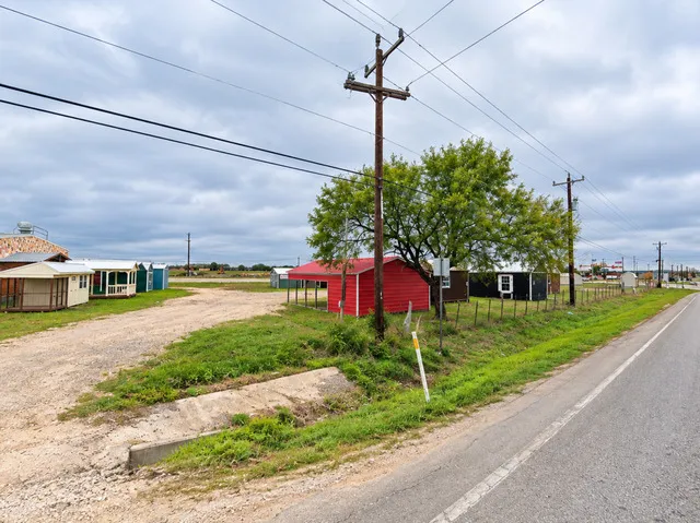 11506 S Us Highway 281 San Antonio, TX 78221
