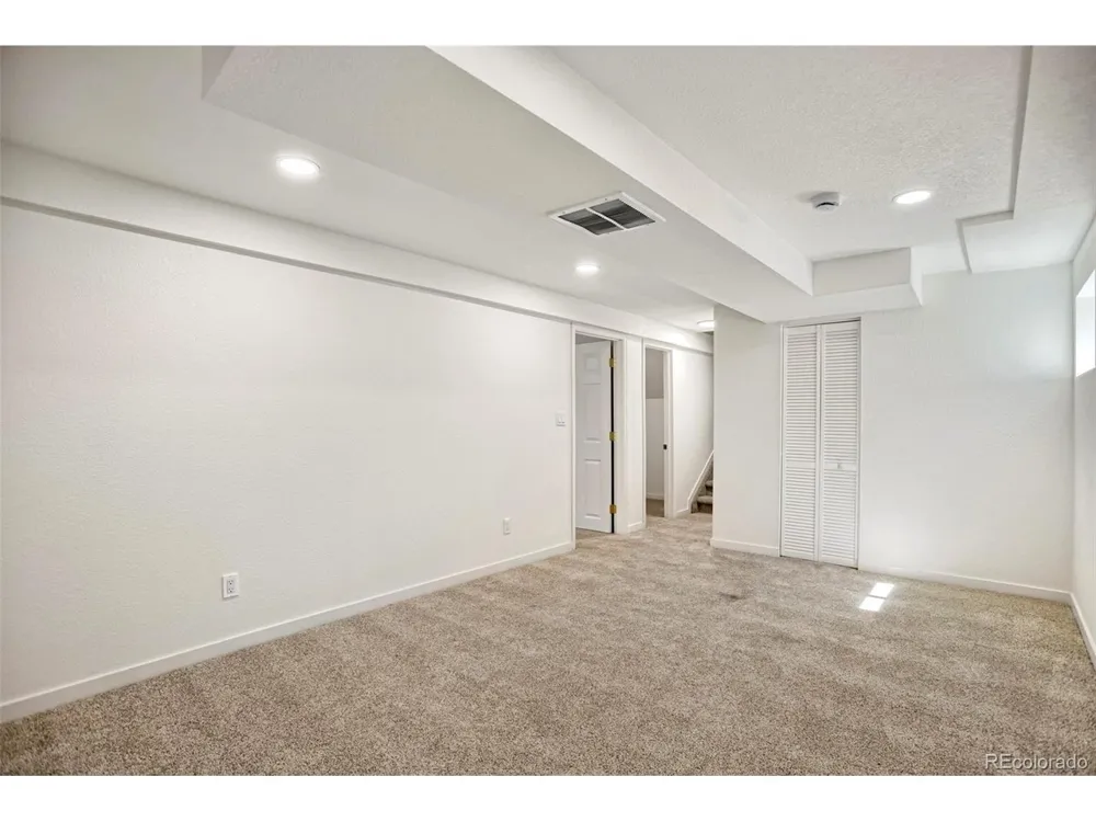9299 W Weaver Drive Littleton, CO 80123