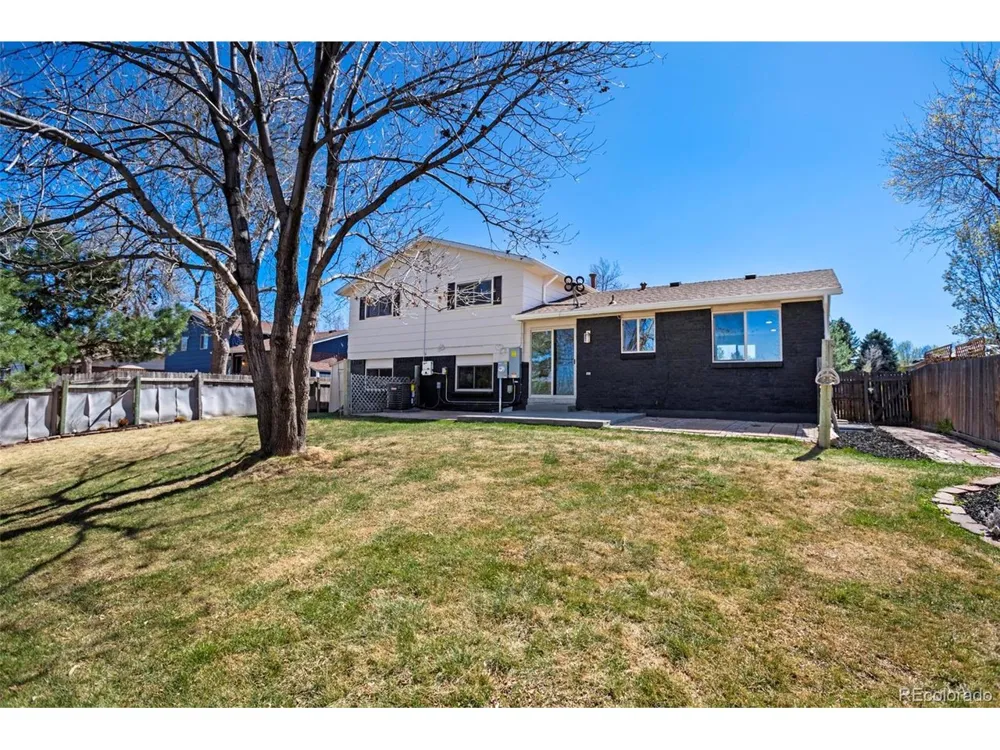 9299 W Weaver Drive Littleton, CO 80123