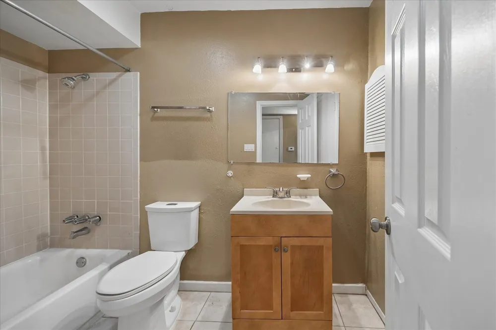 11540 Chimney Rock Road #201 Houston, TX 77035