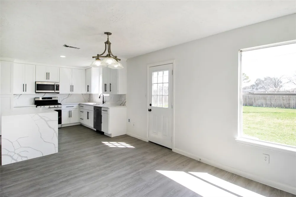 511 Chaseway Drive Missouri City, TX 77489