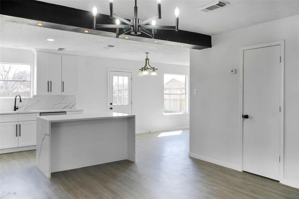 511 Chaseway Drive Missouri City, TX 77489