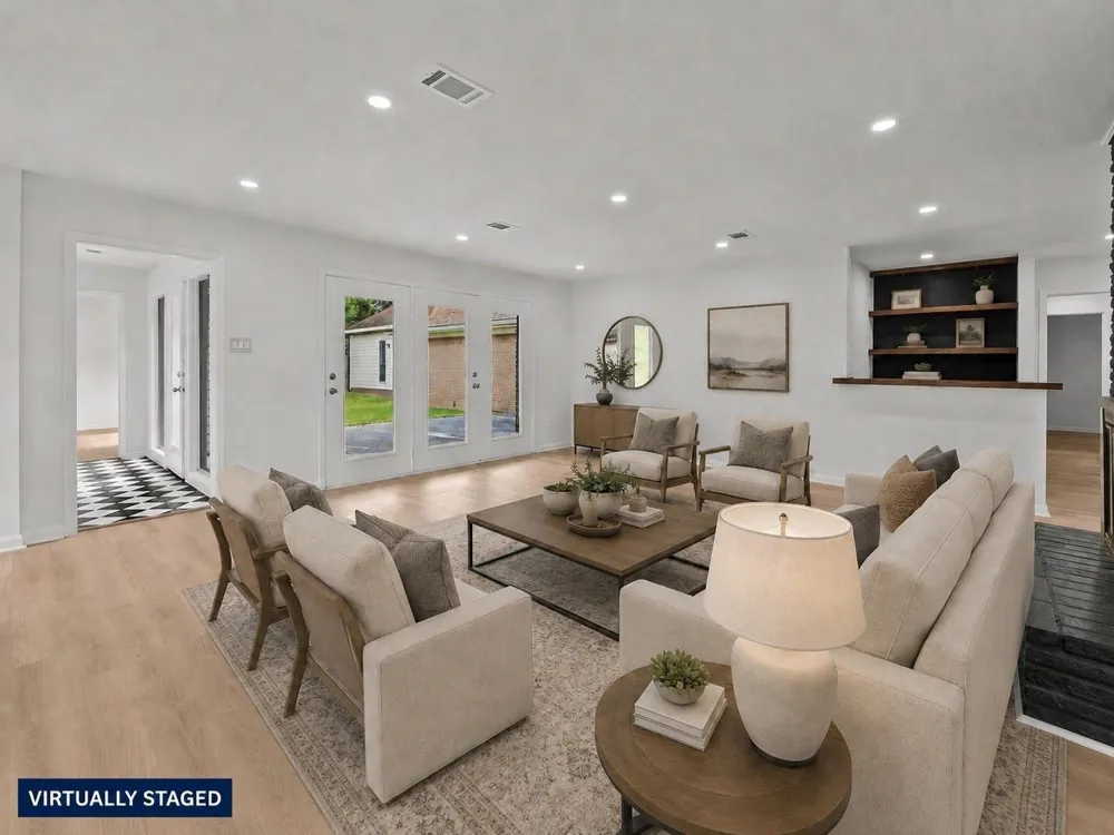 5762 Birdwood Road Houston, TX 77096