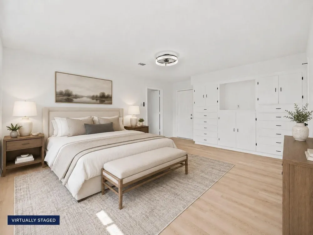 5762 Birdwood Road Houston, TX 77096