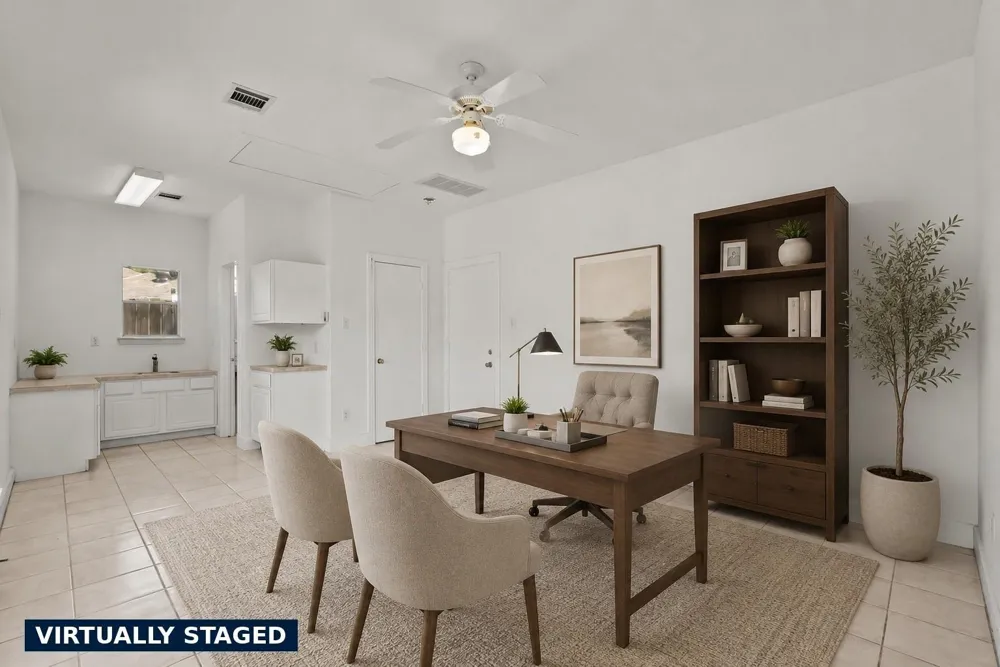 5762 Birdwood Road Houston, TX 77096