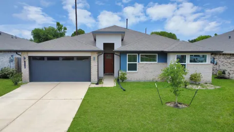 1118 Hyde Lake Lane