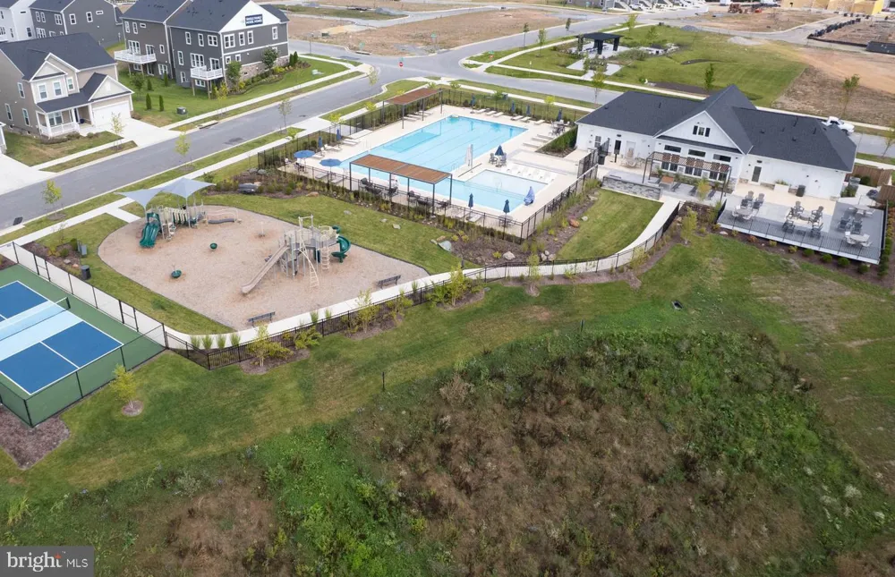 14309 DOWITCHER WAY Boyds, MD 20841