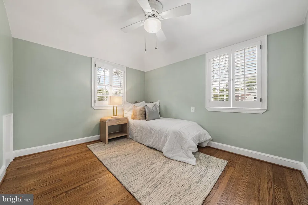 1506 WAYNE STREET Alexandria, VA 22301