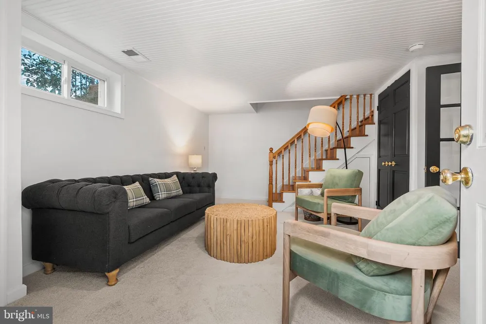 1506 WAYNE STREET Alexandria, VA 22301