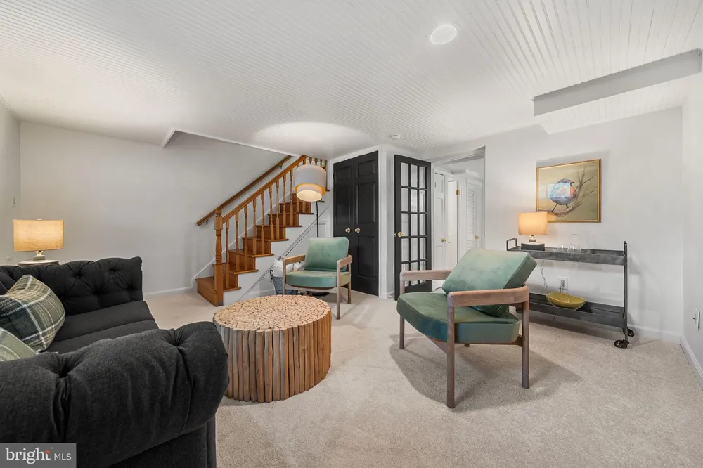 1506 WAYNE STREET Alexandria, VA 22301