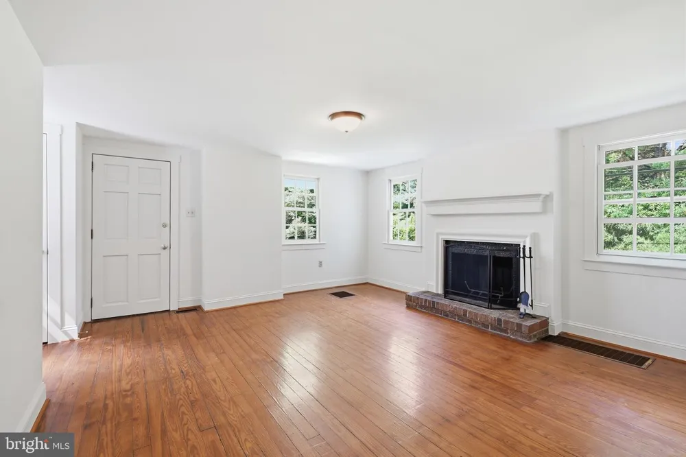 701 ADAMS DAM ROAD Greenville, DE 19807