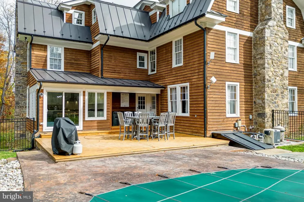 17345 RAVEN ROCKS ROAD Bluemont, VA 20135