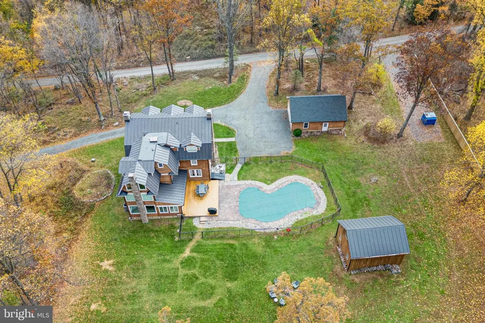 17345 RAVEN ROCKS ROAD Bluemont, VA 20135