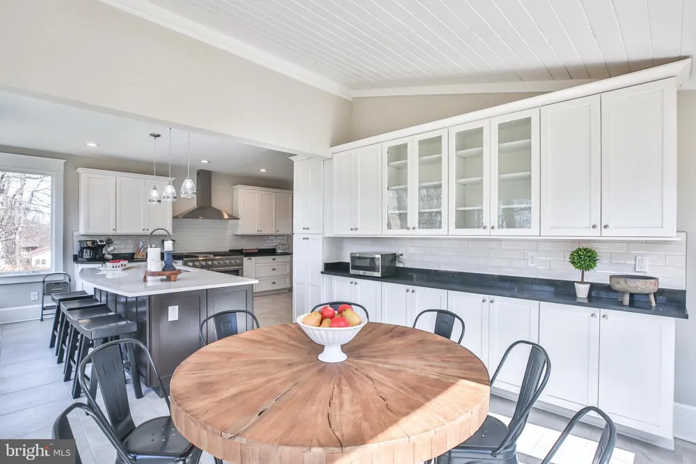 17345 RAVEN ROCKS ROAD Bluemont, VA 20135