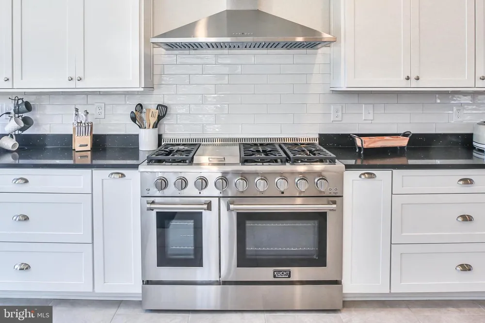 17345 RAVEN ROCKS ROAD Bluemont, VA 20135