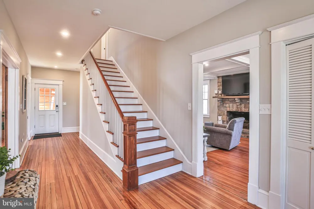 17345 RAVEN ROCKS ROAD Bluemont, VA 20135